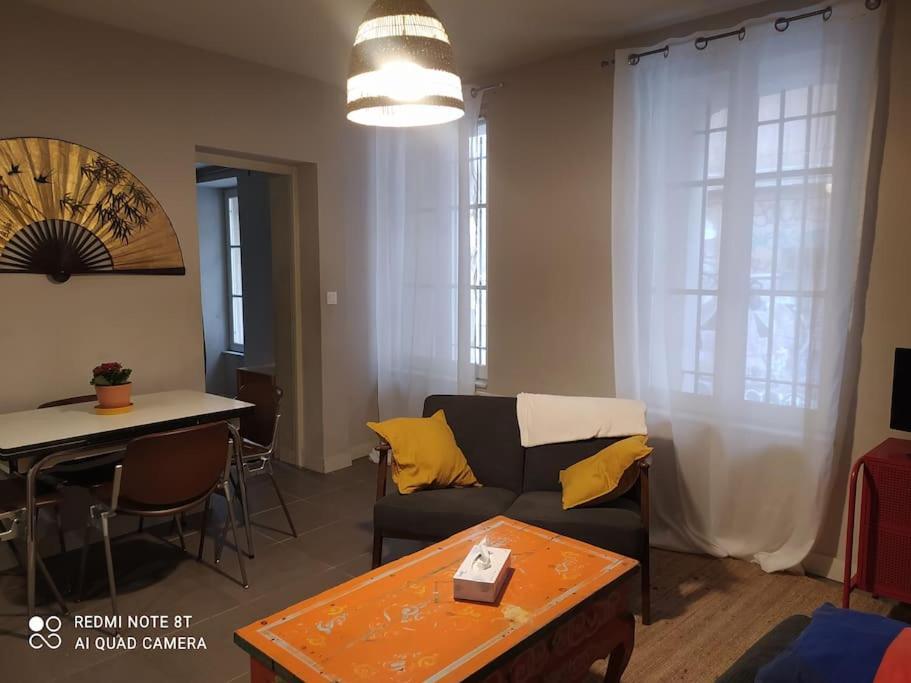 Bel Appartement Dans Centre Historique Avignon Exterior foto